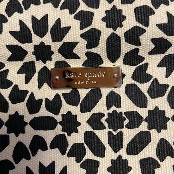 Kate Spade Tote - Picture 3 of 3